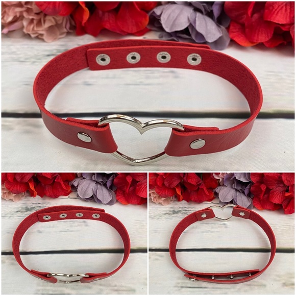 Punk Gothic Vegan Leather Choker with Heart Ring - Picture 12 of 16